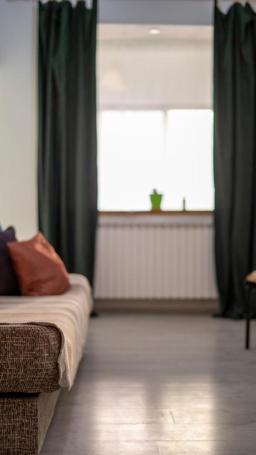 Kolev - Two Bedroom Cozy Apartment Skopje
